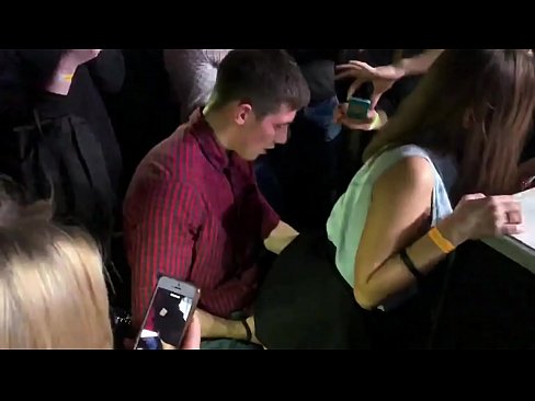 ❤️ Tinuod nga sekso sa usa ka nightclub sa Russia. Ang 18-anyos nga Ruso nga babaye sa anus ug puwerta nakighilawas sa usa ka nightclub ️❌ Just porn sa ceb.kassa-standupbar.ru ❌❤